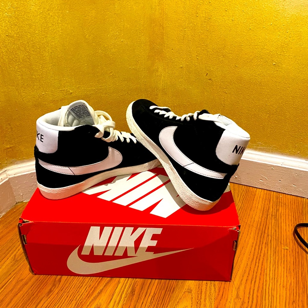 Nike Blazer Mid